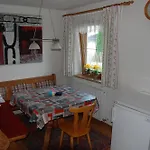 Haus Apartman *