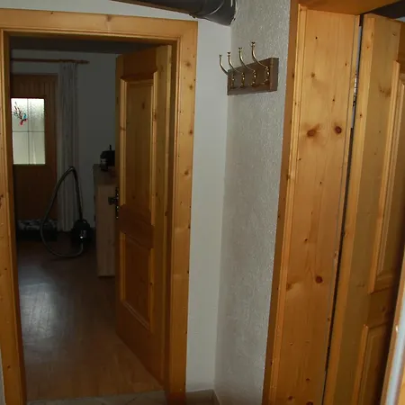 Apartment Haus *