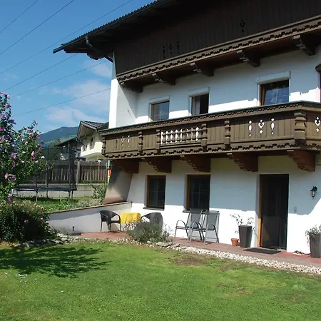 Haus *